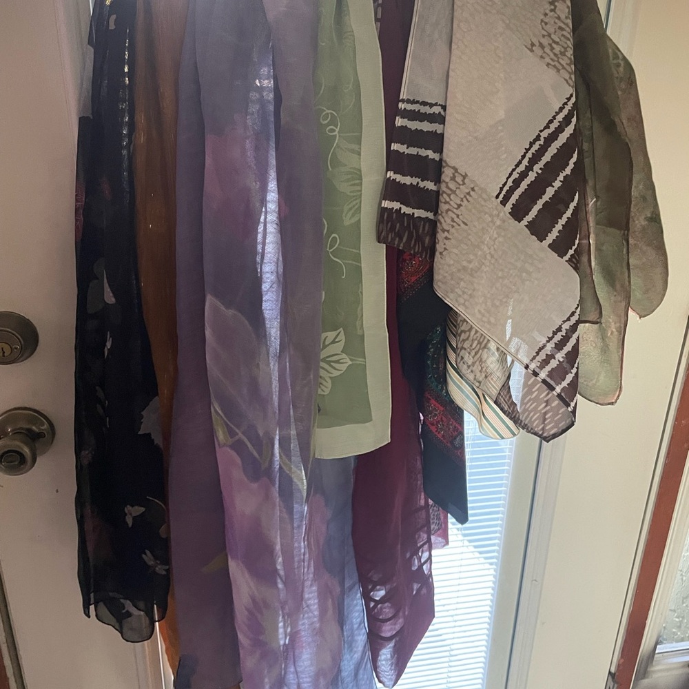 Assorted Women's Scarves - Multi Color Mix - Picture 3 of 8